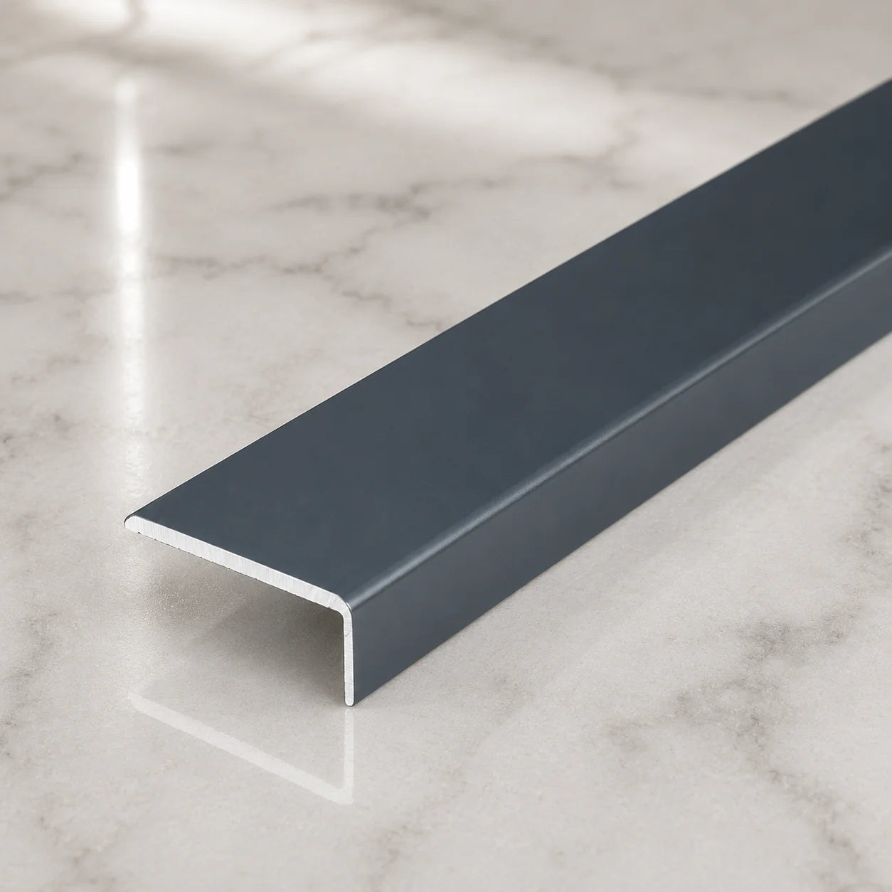 25x10mm Self-Adhesive Aluminium Floor Edge Trim Strip Wood Effect Anthracite